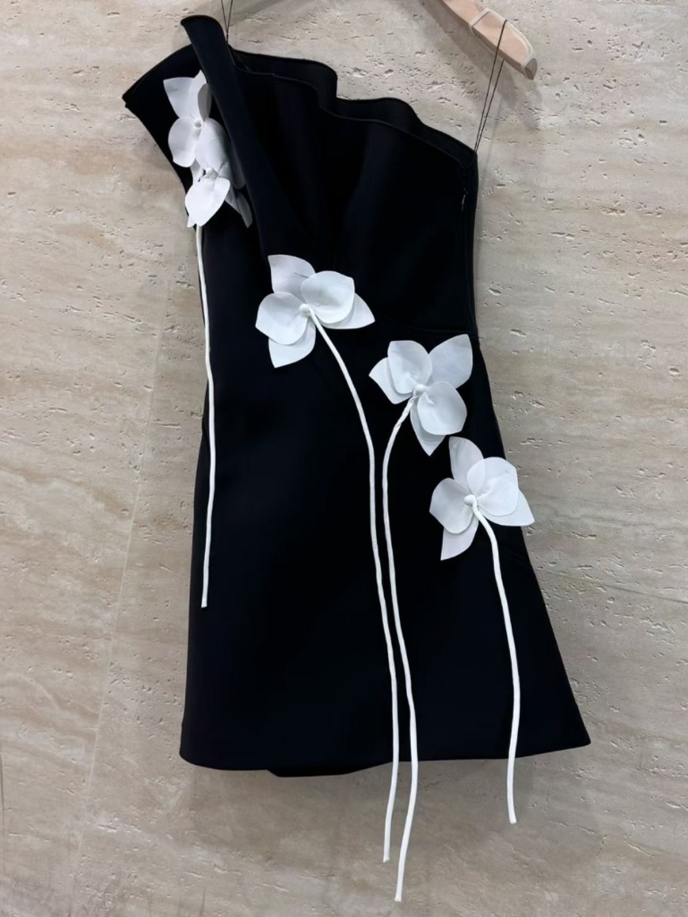 Acler NWOT Black One-Shoulder Mini Dress with White Floral Appliqués - Picture 7 of 7